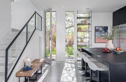 Sleeps 32 Private Compound w Putting Green Bouldin Collective by AvantStay - Foto 54