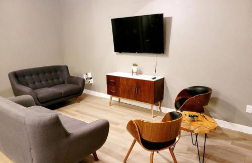 Cedar Getaway - Hot Tub, Private Sauna, Pool-Pong! - Foto 22