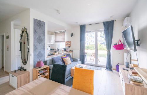 Elegant apartment with private garden, AC and garage, near airport - Foto 42