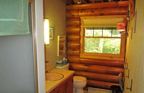 Lovely Log Cabin with Spectacular Mountain Views in Brandon, Vermont - Foto 12