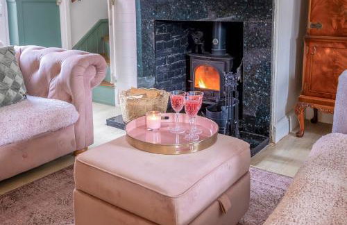 Winterton Sea Sanctuary, Hot Tub & Log Burner by the Dunes - Foto 11