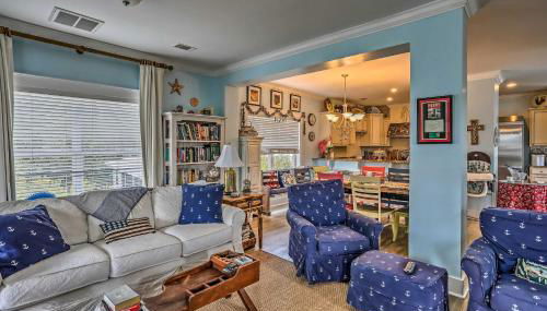 Family Beach Home Walk to N Litchfield Beach - Foto 5