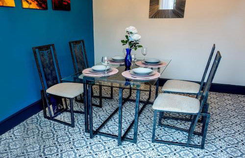 Stylish 3 bedroom Wigan House sleeps 7 - Foto 31