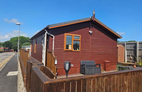 2 Bed Cabin - Sleeps 4 - Pets - 5 min to Beach - Foto 39