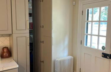 Vaux Hall Manor - 5BR Historic Farmhouse on Bay - Foto 13