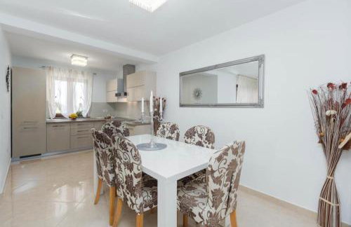 Villa Mirjana with private Pool - Foto 7