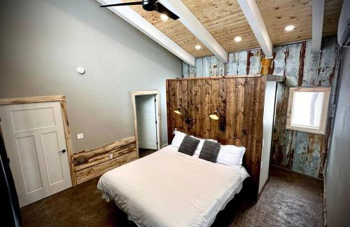 Designer Lake Cabin- HotTub, Sauna & Massage Chair - Foto 70