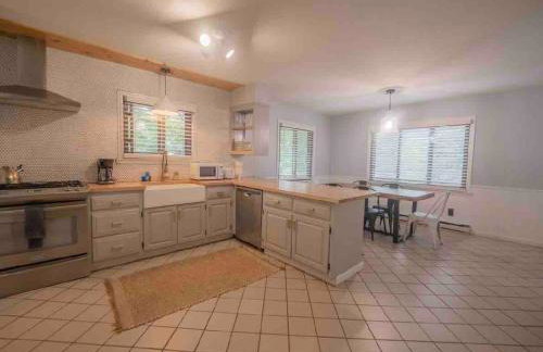 Romantic Chalet Hot Tub Near Hunter Mountain - Foto 61