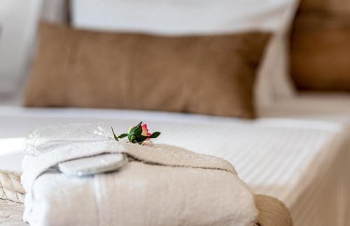 Moon Boutique Hotel - Ultra Luxury Suites with Pool, Perfect for Fun and Relaxation By Villa Mana Gers - Photo 43