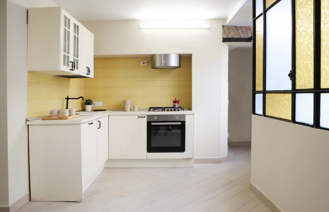 Liberty Apartment in Palazzo Diaz by Wonderful Italy - Foto 8