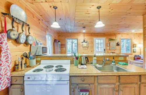 Cozy Acadia Area Cabin, Walk to Beach & Lighthouse - Foto 11
