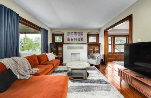 RocknRoll Crib 8 Min Cle Clinic Near Downtown - Foto 1