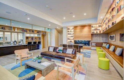 Luxury 2BR Rooftop Pool Austin by Barclé - Foto 22