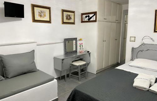 Mykonos Secret Spot - Photo 17