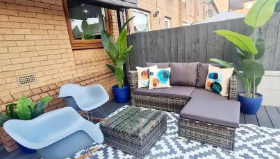 Bright 3BR + Patio - Foto 3