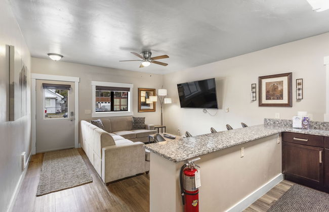 The Yellowstone Hideaway Unit A Cozy 1-Bedroom Yellowstone Hideaway, 1 Minute from Yellowstone Park! - Foto 27