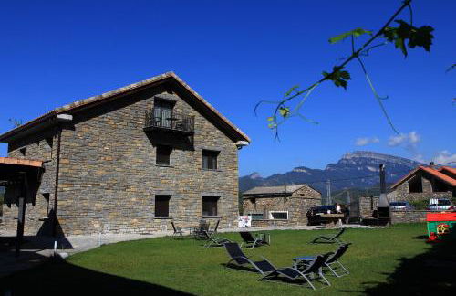 Puerta de Ordesa Garden - Photo 10