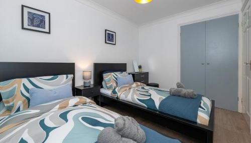 Modern 3BR Home - Designated Parking - Groups - Foto 5