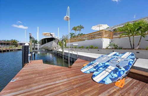 Bayside Hideaway! Private pool with water view and canal side dock! Available for Summer! - Foto 53