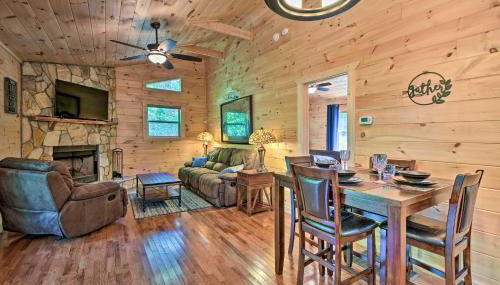 Custom Mtn Cabin by HikingandMotorcycle Routes! - Photo 4