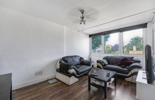 Peckham apartment with 2 balcony - Photo 2