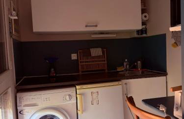 Meublé classé Carmes , entrée autonome, wifi, climatisé, petit parking privé - Foto 15