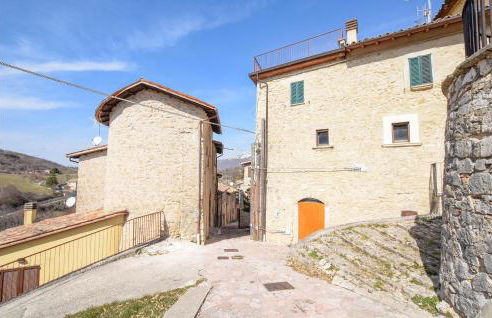 Beautiful Home In Preci With Wifi - Foto 19