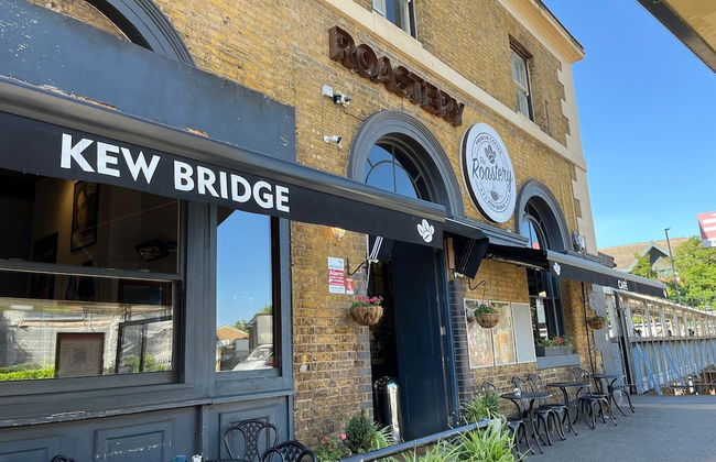 New Spacious 4 Bed Apartment in Kew Bridge - Foto 33