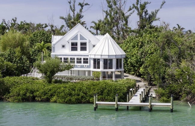 Holley House 4 Bedroom Home by RedAwning - Foto 1