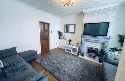 Lonsdale Terrace - 3 Bedrooms - Sleeps 6 - Photo 1