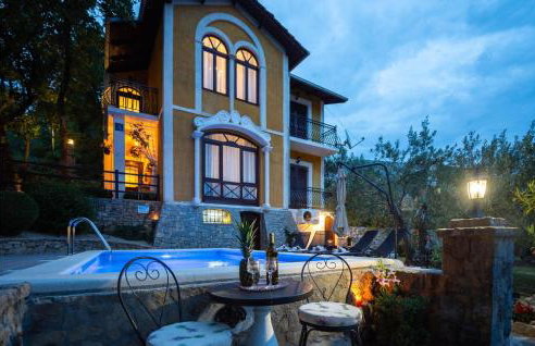 Cozy Home In Srinjine - Photo 4