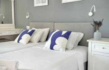 Zen Apartments - Photo 4