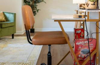 Luxury Stay-Free Parking-Amazon HQ-Nearby DC-Wifi-Pool-Gym - Photo 44