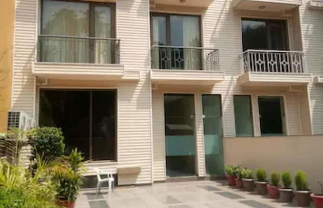 UDS Villa - Next to VFS, Walking to Connaught Place - Foto 61