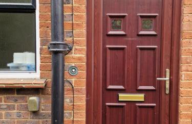 Millmead Apartment in central Guildford with parking - Photo 26