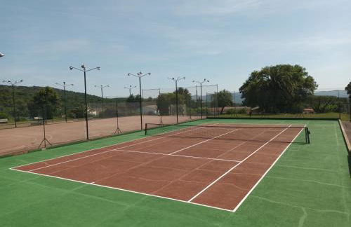 Apartamento loft, jardín y piscina privada - Foto 31