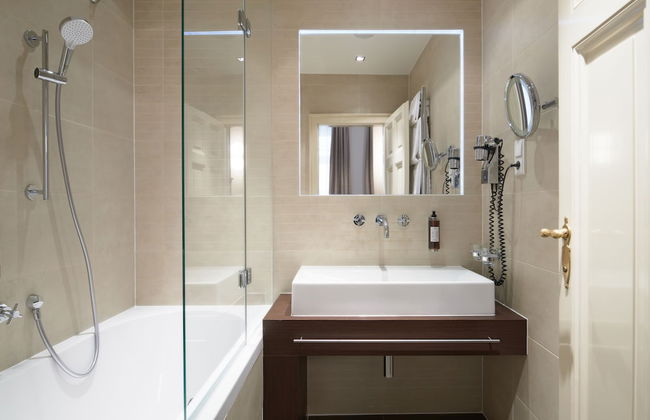 Golden Angel Suites by Adrez Living - Photo 60