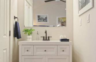 Designer Home Walking Distance To The French Quarter's - Foto 15