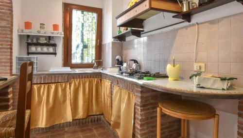 1 Bedroom Gorgeous Home In Mascalucia - Foto 4