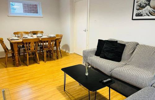 Family Home in Residential Neighbourhood - Foto 4