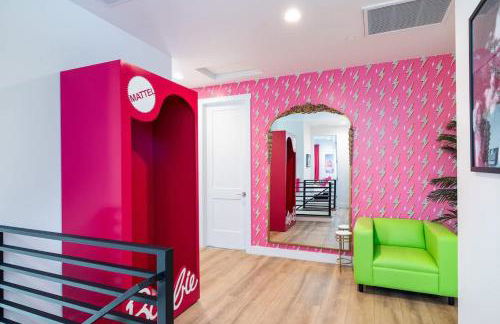 Flagstaff Barbie Dream House - Photo 25