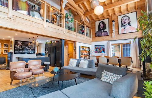 Chalet with garden close to the slopes - Photo 3