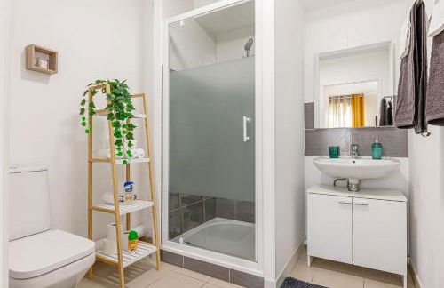 CosyHome - T1 calme - CDG 15 min - Paris 20 min - Parking gratuit - Foto 17