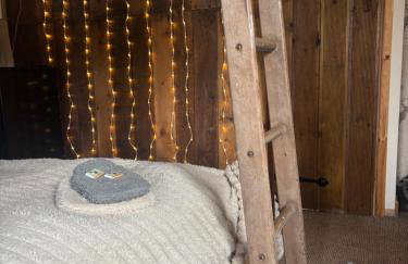 Bridie -rose with wood tub country retreat mini zoo - Foto 17