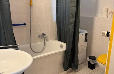 Schwachhauser Stay - Photo 6