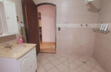 Casa de Campo ampla e confortavel em Araçoiaba da Serra com lareira, perfeita para o friozinho - Foto 28