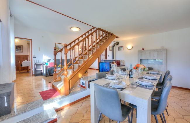 Cedar House Villa Few Minutes From Lake - Foto 6