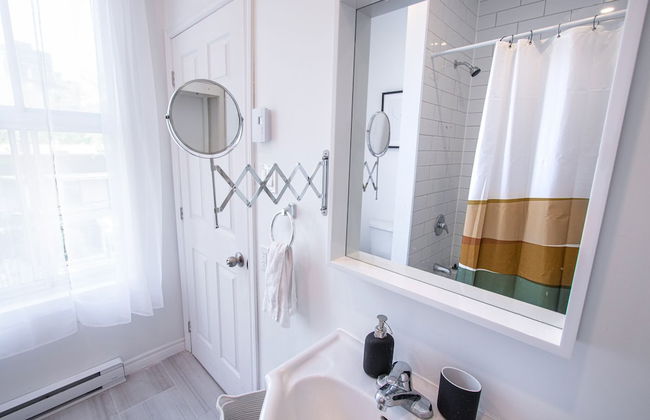 Unique Stays - 3658 Boul. Saint-Laurent - Foto 16