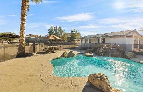 Spacious Desert Getaway! - Photo 41