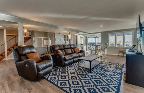 Waterfront retreat w/ wraparound deck & BBQ - Foto 4